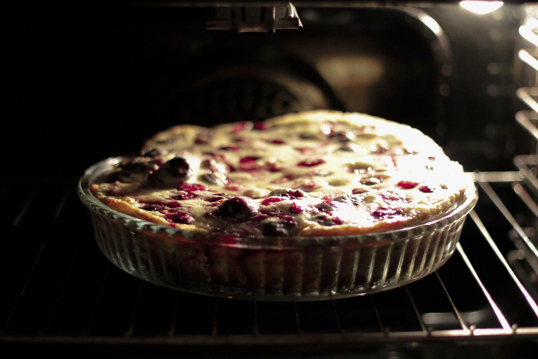 Clafoutis aux cerises au four